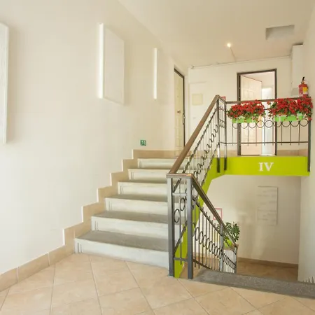 Welcome On V Tunich Apartment Prague